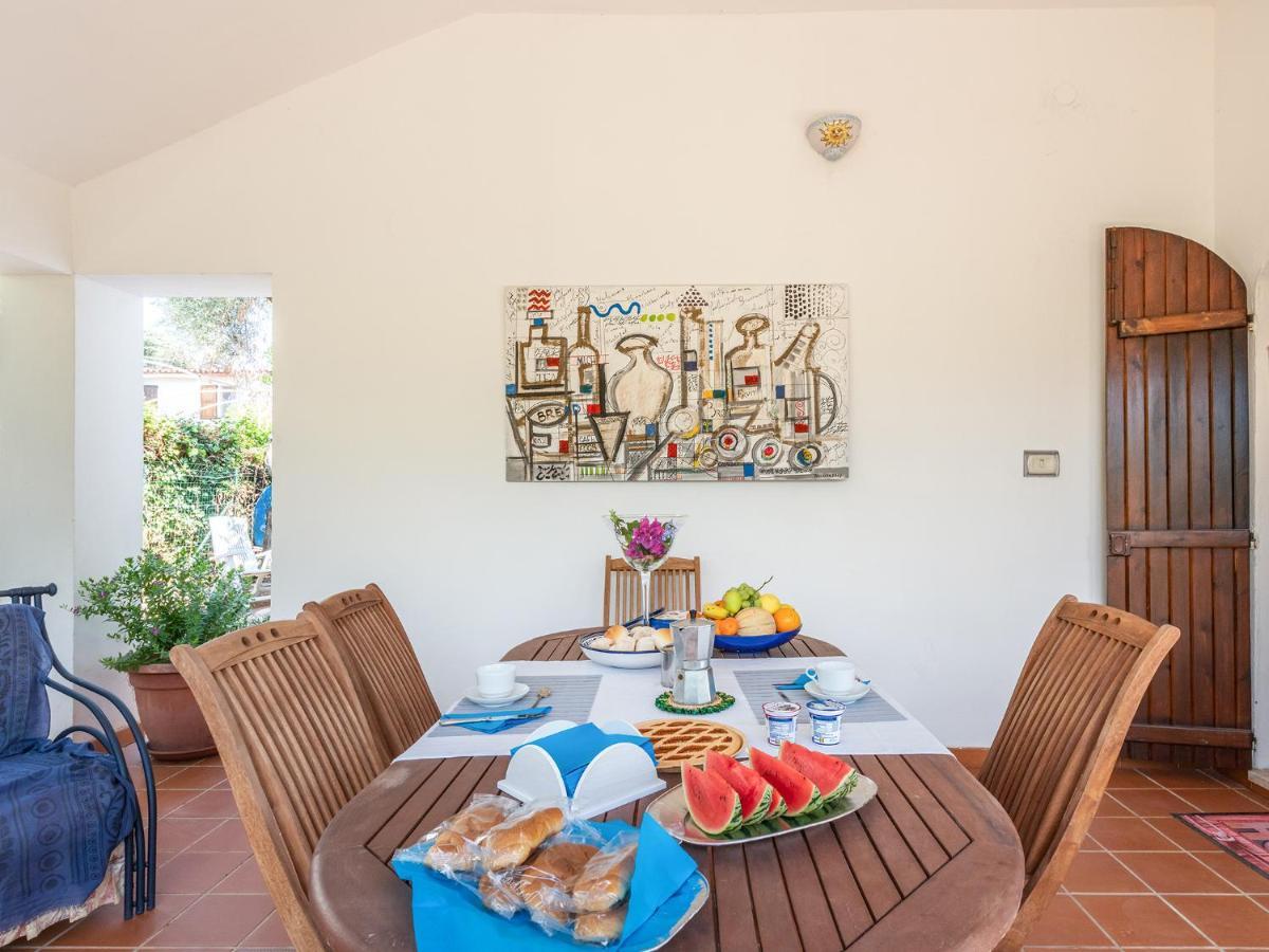 Il Giardino Dell'Arte Bed & Breakfast Capoterra Exterior photo