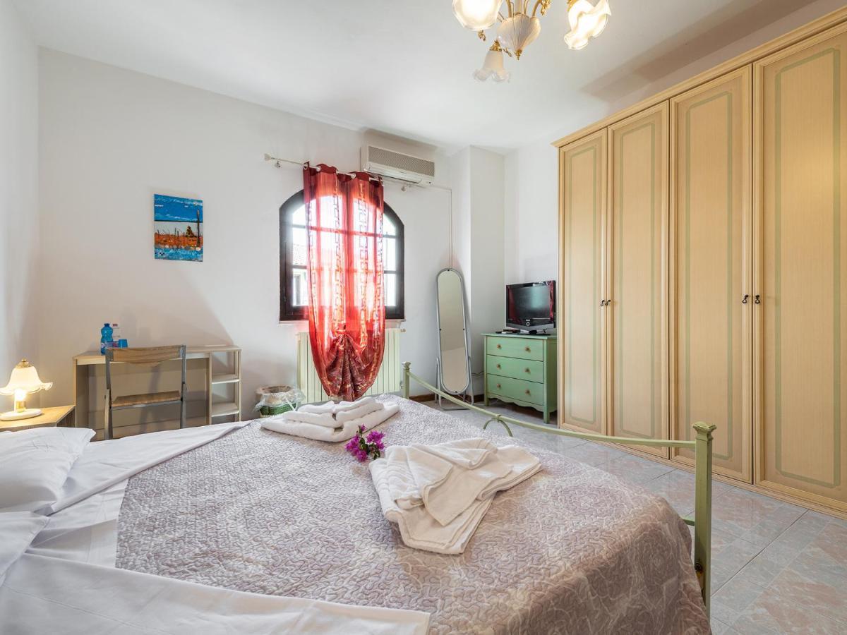 Il Giardino Dell'Arte Bed & Breakfast Capoterra Exterior photo